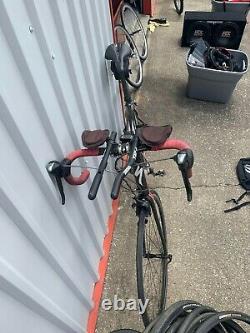 2013 Specialized Carbon road bike 58cm good condition w new wheels for heavier