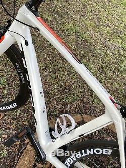 2017 Trek Domane SLR 7 Road Bike, Di2, 52cm, Upgraded Aeolus Pro 5 Carbon Wheels