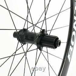 2019 Bontrager Aeolus XXX 4 Team Roubaix Tubular Carbon Road Wheel / Disc Rear