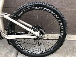 2019 Trek Fuel EX 9.7 29er Mtn Bike (ALL GX CARBON wheels and bar) M/L 18.5