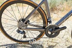 2020 SCOTT Addict RC 15 54cm Ultegra Di2, Hydraulic Disc Brakes, Carbon Wheels