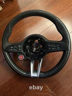 Alfa Romeo Giulia Quadrifoglio Carbon Fiber steering wheel
