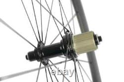 Carbon Fiber Road Bicycle Wheelset 700C 23mm Width Surface R13 Hub Clincher