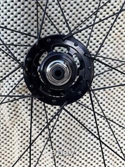 Carbon Fiber deep V tubular track wheels sealed bearing triple butted ultra lite