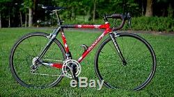 Impeccable Colnago C40 HP Road Bike with Campagnolo Hyperon Wheels // Ultra Light