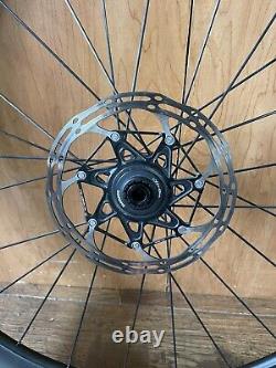 Reynolds Strike Carbon Front Wheel 700c Road Bike Tubeless. 700C