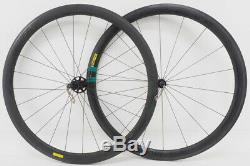 Roval Rapide CLX 40 Road Bicycle Wheelset 700c Diameter Carbon Fiber Rim Brake