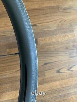 Specialized Roval clx32 lightweight carbon clincher road bike wheels, rim brake