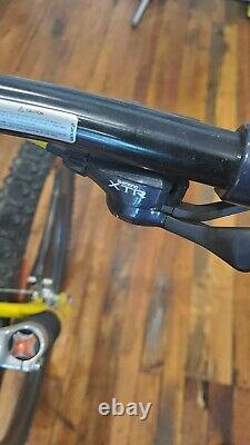 Vintage GT Team RTS Mountain Bike 90s MTB XTR Spin Carbon Wheels + Extras